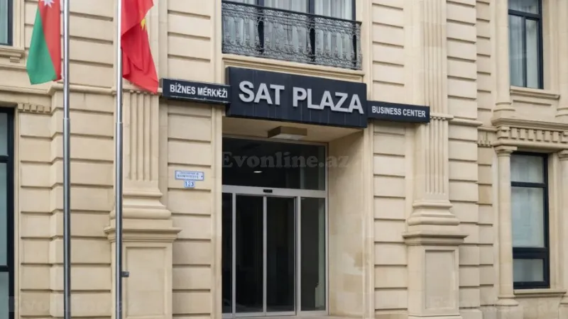 Kirayə verilir 3 otaqlı Mənzil Yeni tikili 140 m² Nizami m.