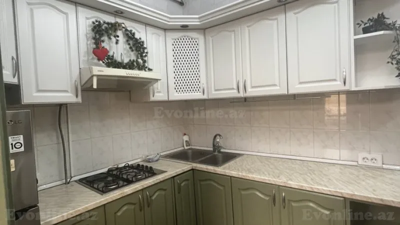 Kirayə verilir 2 otaqlı Mənzil Köhnə tikili 50 m² Sahil m. - şəkil 3