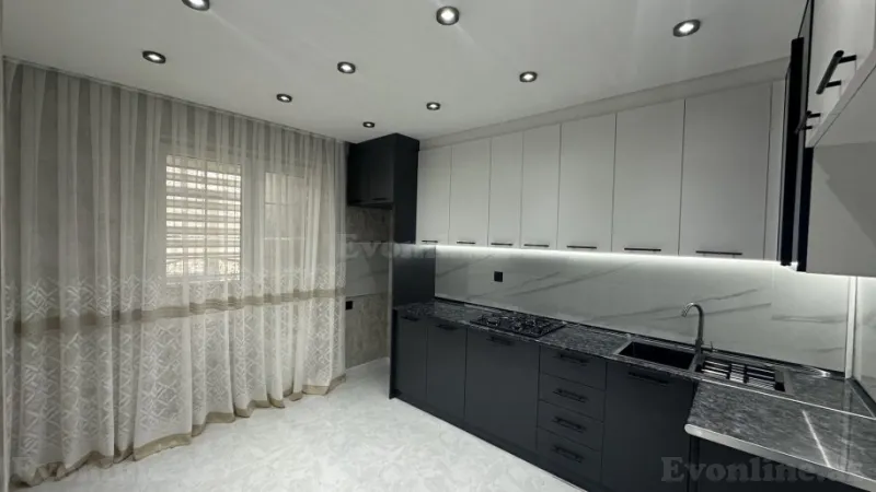 Satılır 2 otaqlı Mənzil Köhnə tikili 65 m² 8-ci kilometr - şəkil 9