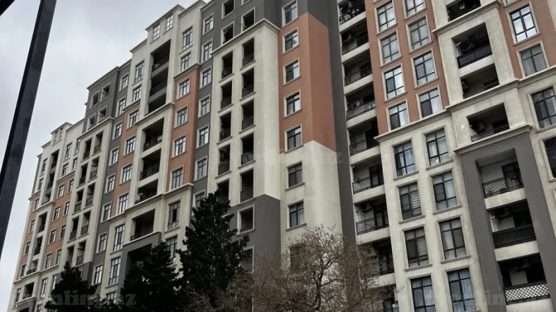 Satılır 3 otaqlı Mənzil Yeni tikili 92 m² Qara Qarayev m.