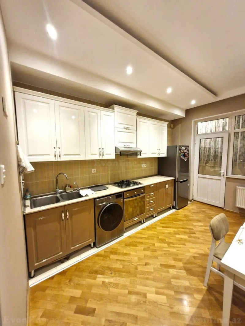 Kirayə verilir 2 otaqlı Mənzil Yeni tikili 82 m² Nəsimi r. - şəkil 2