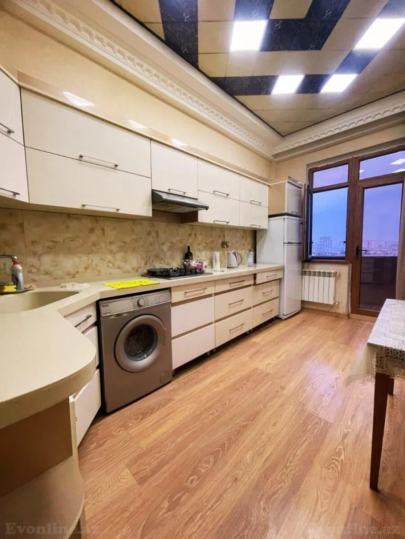 Satılır 2 otaqlı Mənzil Yeni tikili 100 m² Gənclik m. - şəkil 3