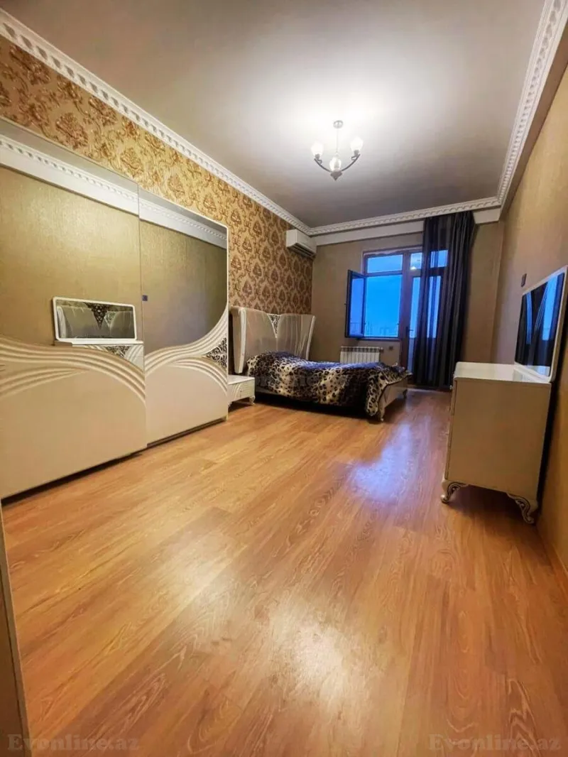 Satılır 2 otaqlı Mənzil Yeni tikili 100 m² Gənclik m. - şəkil 4