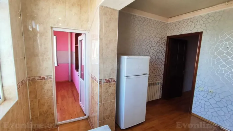 Kirayə verilir 2 otaqlı Mənzil Köhnə tikili 67 m² Həzi Aslanov m. - şəkil 9