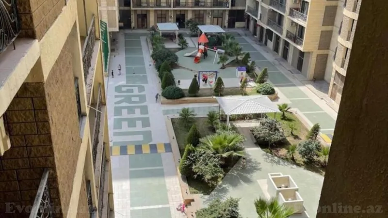 4 otaqlı Mənzil 200 m² Gənclik m. Kirayə verilir