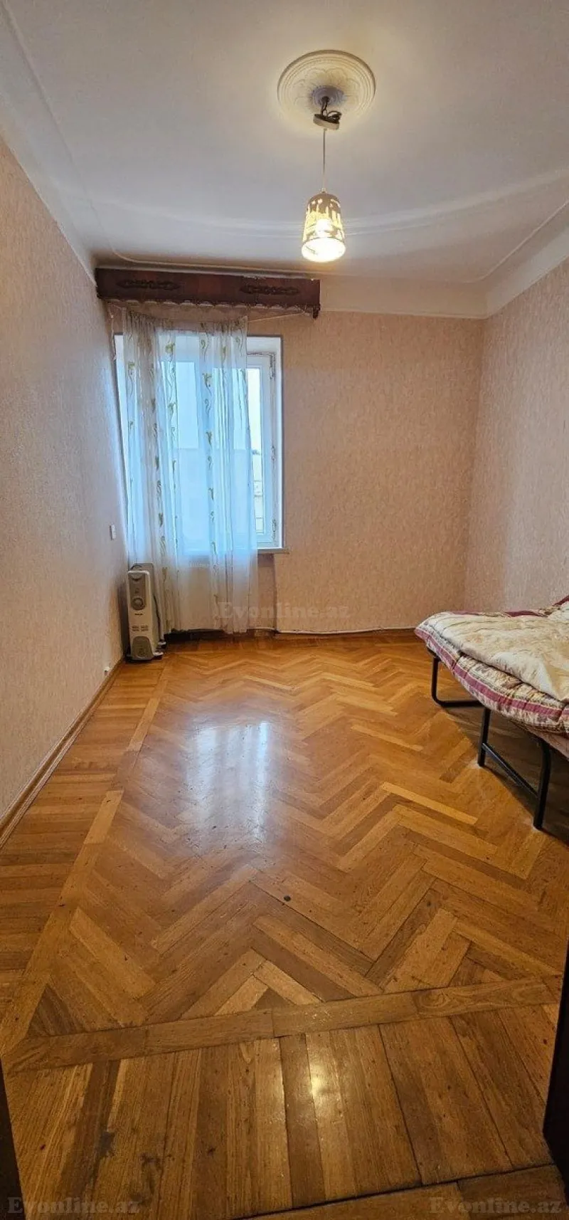 4 otaqlı Mənzil 85 m² 4-cü mikrorayon Satılır