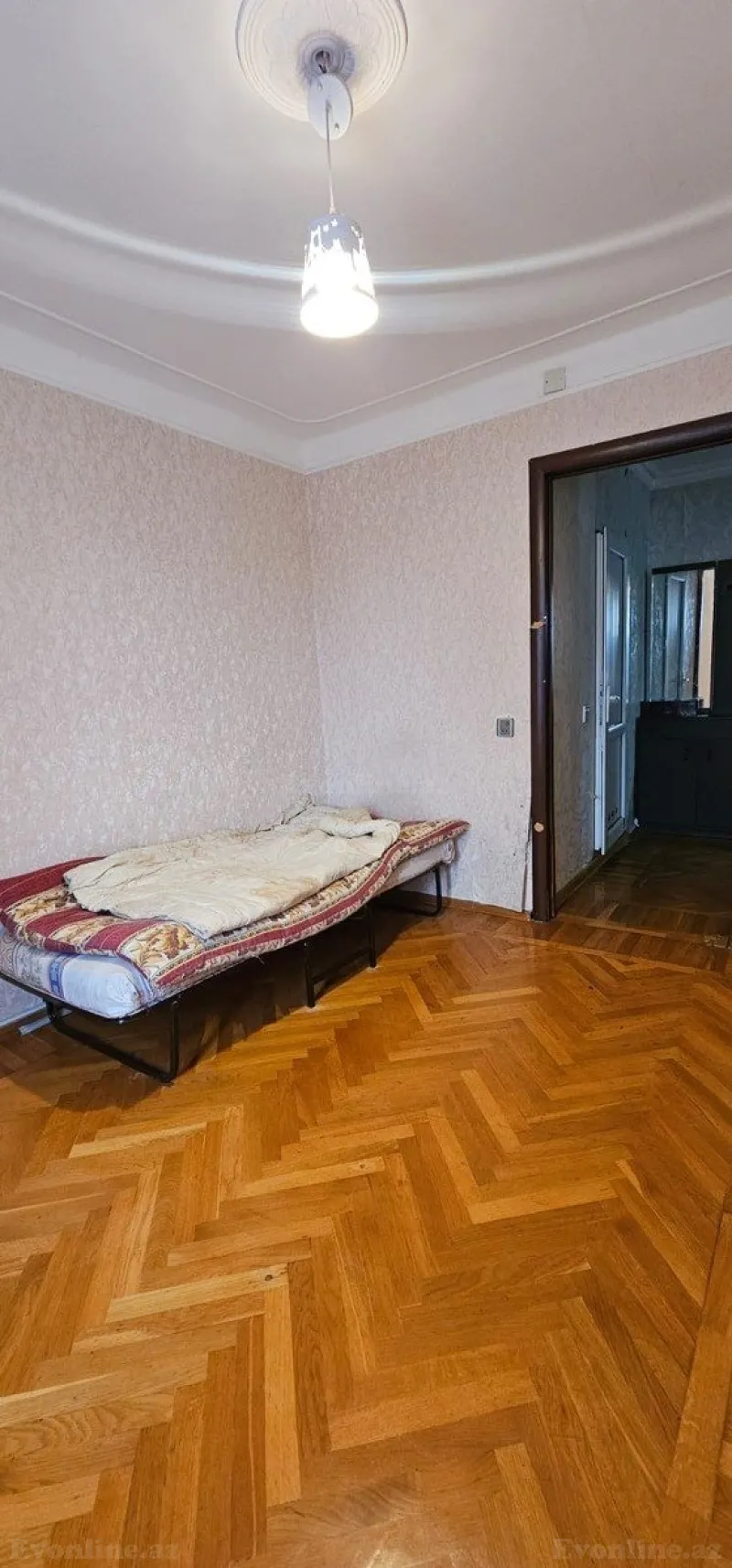 Satılır 4 otaqlı Mənzil Köhnə tikili 85 m² 4-cü mikrorayon - şəkil 2