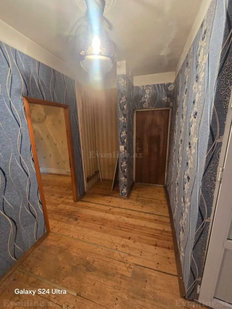 Satılır 5 otaqlı Mənzil Köhnə tikili 120 m² 8-ci mikrorayon - şəkil 3