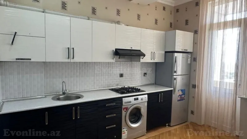 Kirayə verilir 3 otaqlı Mənzil Yeni tikili 140 m² Gənclik m. - şəkil 7