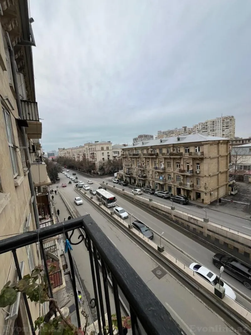 Satılır 2 otaqlı Mənzil Köhnə tikili 60 m² Nəriman Nərimanov m. - şəkil 5