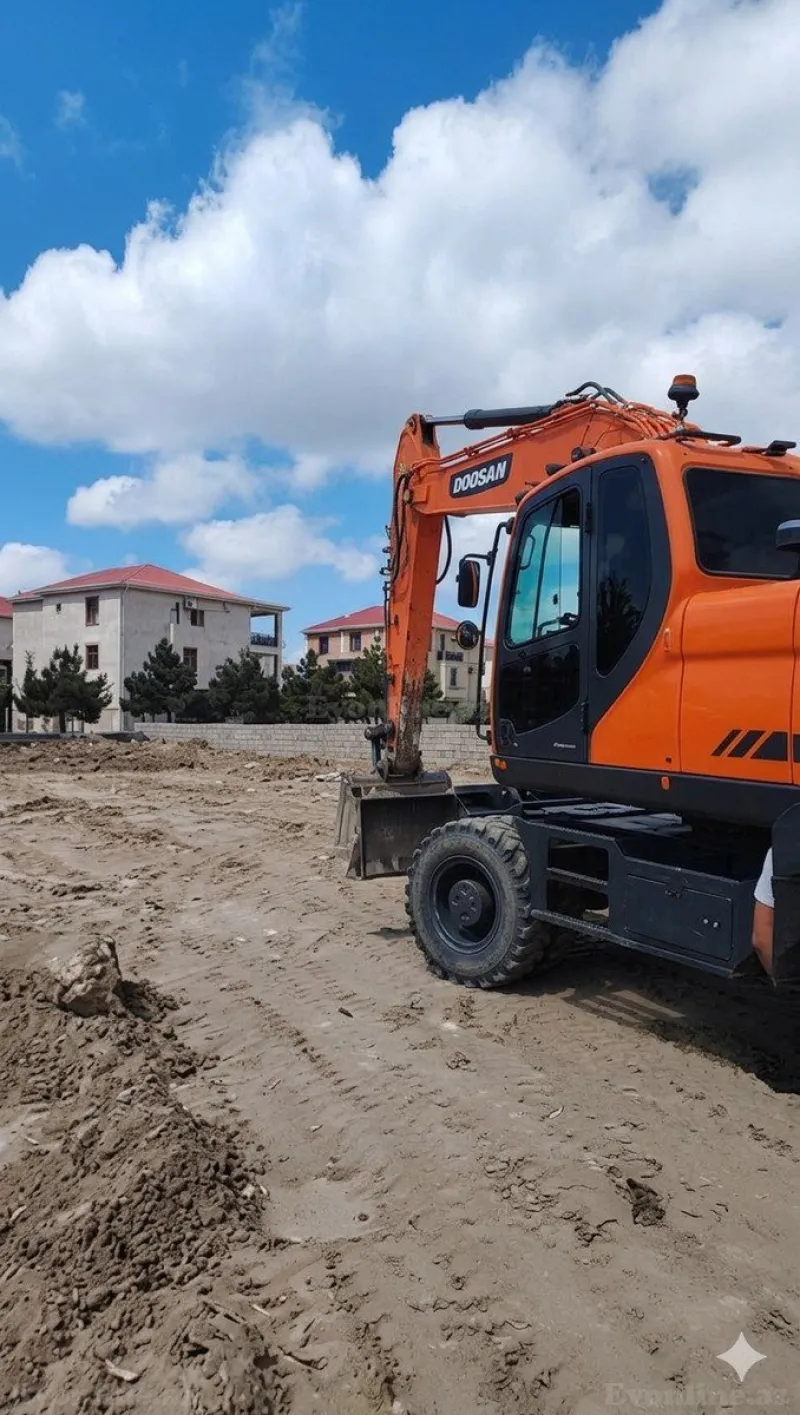 Torpaq Buzovna Satılır