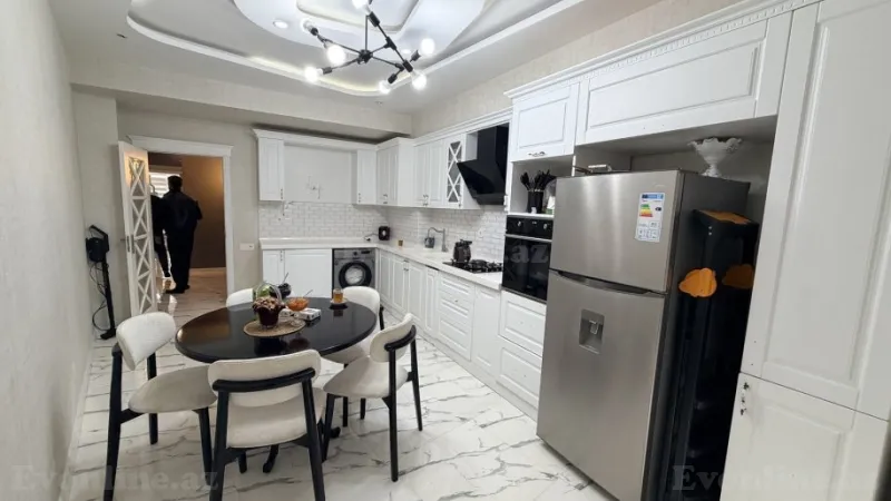 Satılır 3 otaqlı Mənzil Yeni tikili 120 m² Abşeron r. - şəkil 2