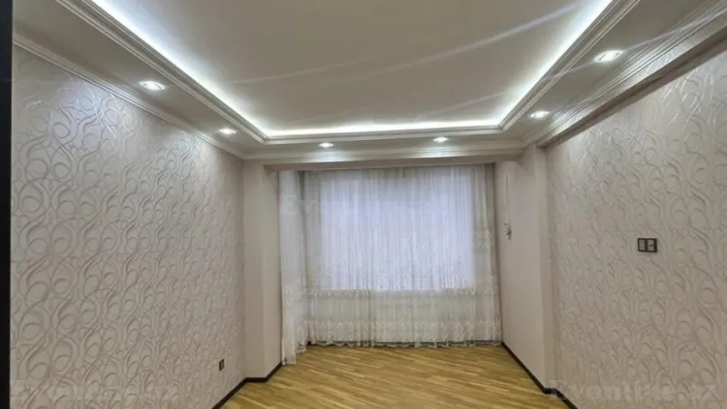 Satılır 3 otaqlı Mənzil Yeni tikili 125 m² Xalqlar Dostluğu m. - şəkil 2