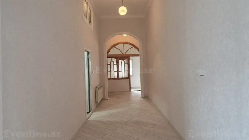 Satılır 3 otaqlı Mənzil Köhnə tikili 90 m² İçərişəhər m. - şəkil 8
