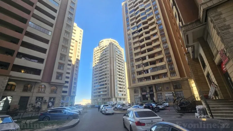Satılır 3 otaqlı Mənzil Yeni tikili 123 m² 20 Yanvar m.