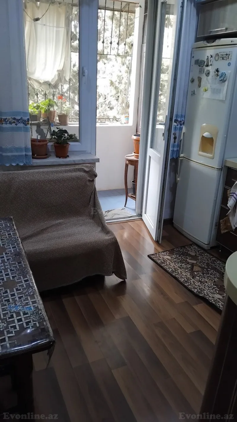 Satılır 3 otaqlı Mənzil Köhnə tikili 80 m² Əhmədli - şəkil 6