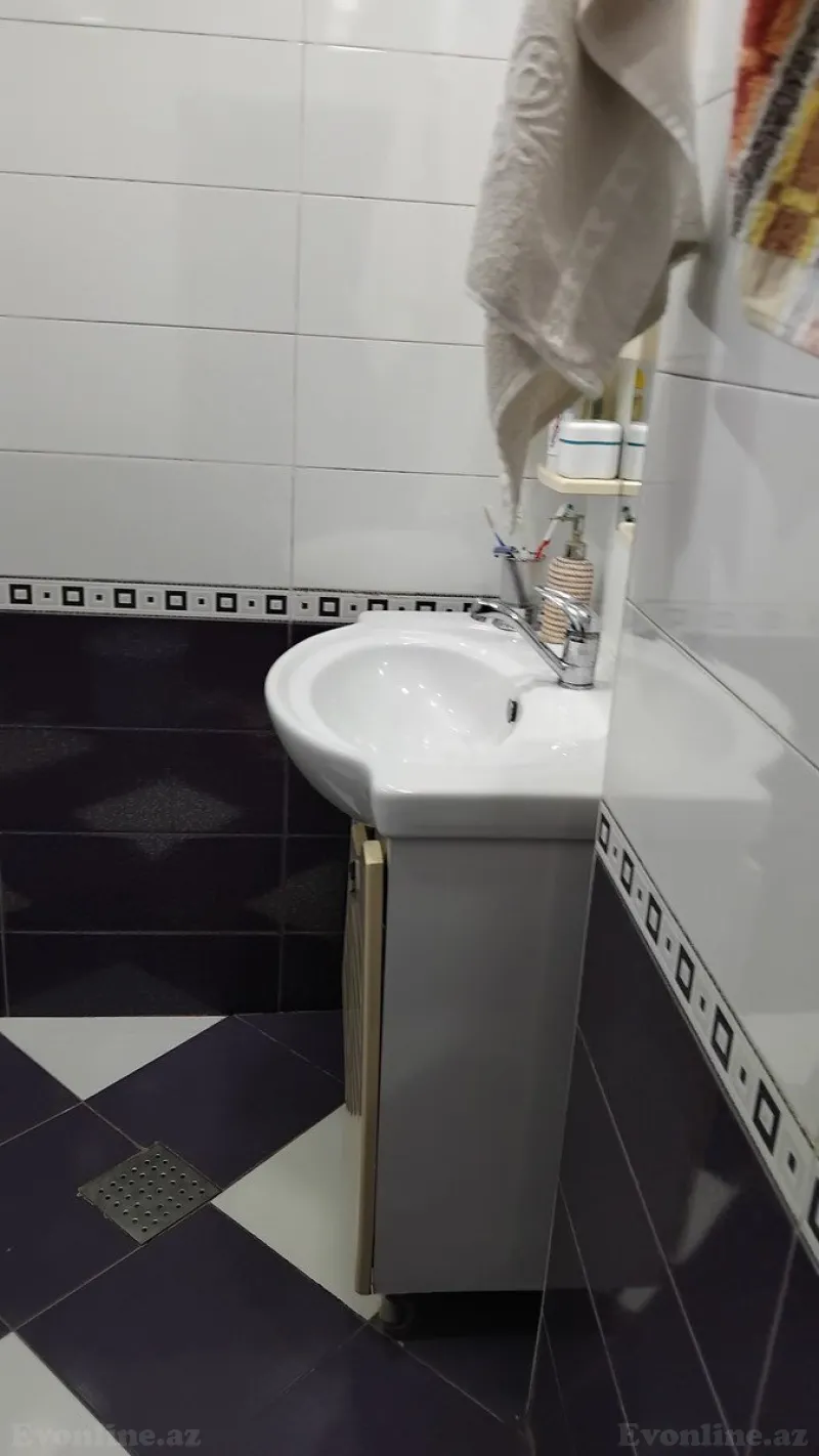 Satılır 3 otaqlı Mənzil Köhnə tikili 80 m² Əhmədli - şəkil 8