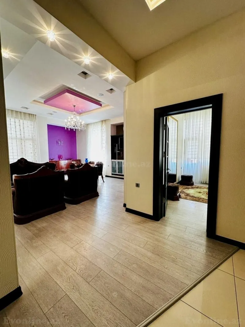 Satılır 3 otaqlı Mənzil Yeni tikili 130 m² Xətai r.