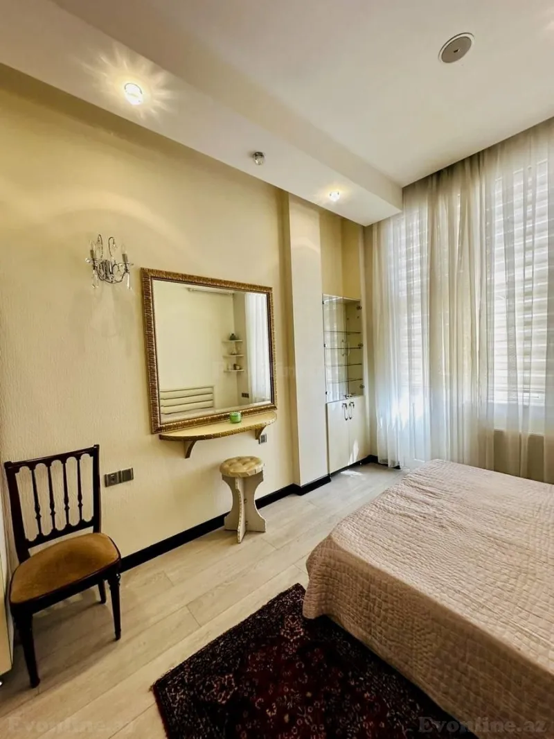 Satılır 3 otaqlı Mənzil Yeni tikili 130 m² Xətai r. - şəkil 9