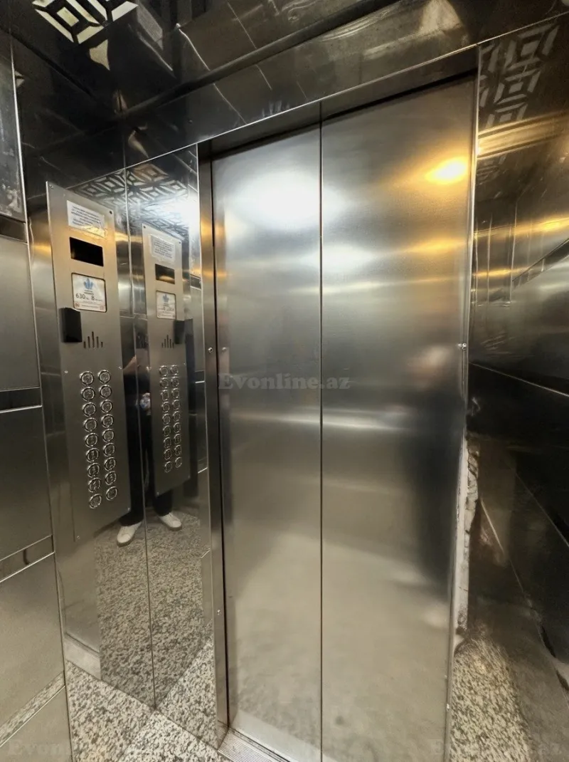 Satılır 2 otaqlı Mənzil Yeni tikili 80 m² Səbail r. - şəkil 19