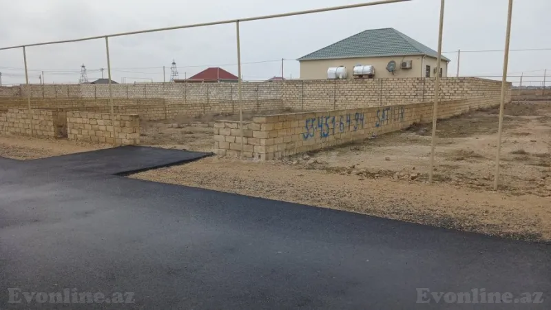 Torpaq Buzovna Satılır