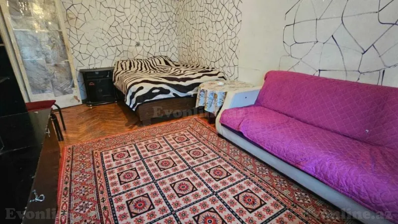 Kirayə verilir 1 otaqlı Mənzil Köhnə tikili 45 m² 28 May m.