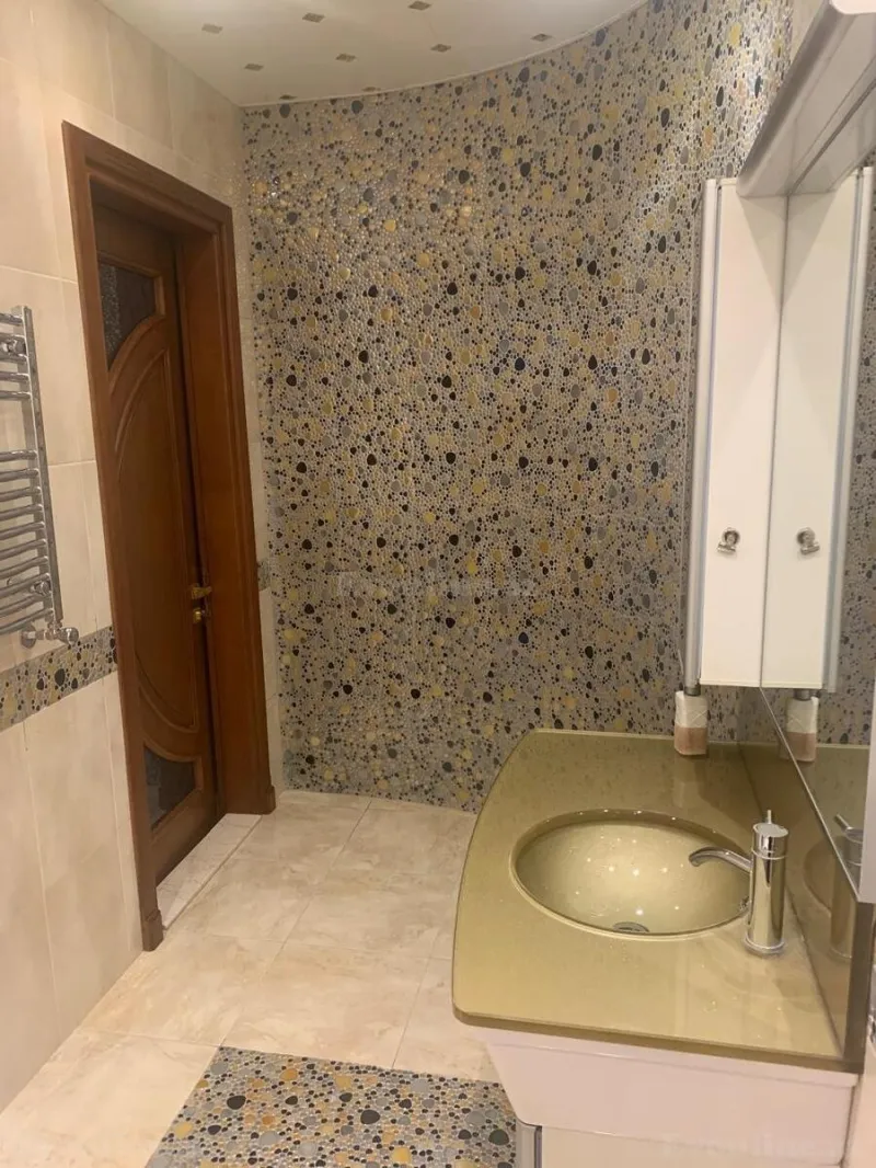 Kirayə verilir 3 otaqlı Mənzil Yeni tikili 182 m² Nizami m. - şəkil 11