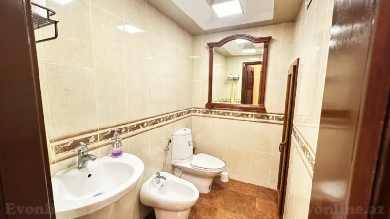 Satılır 3 otaqlı Mənzil Yeni tikili 128 m² 28 May m. - şəkil 15