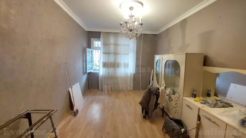 3 otaqlı Mənzil 70 m² 7-ci mikrorayon Satılır