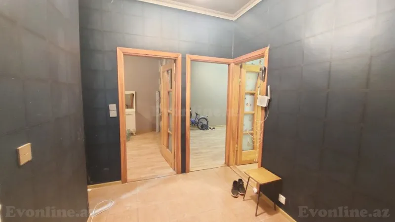 Satılır 3 otaqlı Mənzil Köhnə tikili 70 m² 7-ci mikrorayon - şəkil 4