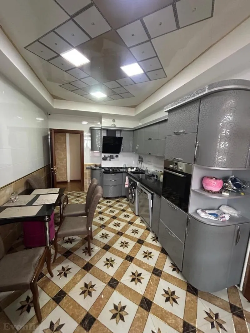 Satılır 3 otaqlı Mənzil Yeni tikili 127 m² Həzi Aslanov m. - şəkil 6