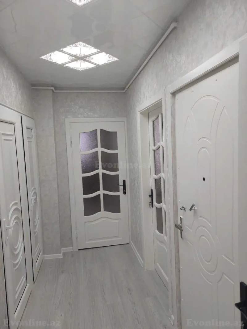 Satılır 2 otaqlı Mənzil Köhnə tikili 60 m² Suraxanı r. - şəkil 5