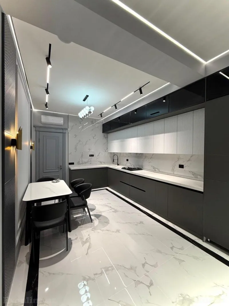 Satılır 4 otaqlı Mənzil Yeni tikili 181 m² Nəsimi r. - şəkil 6