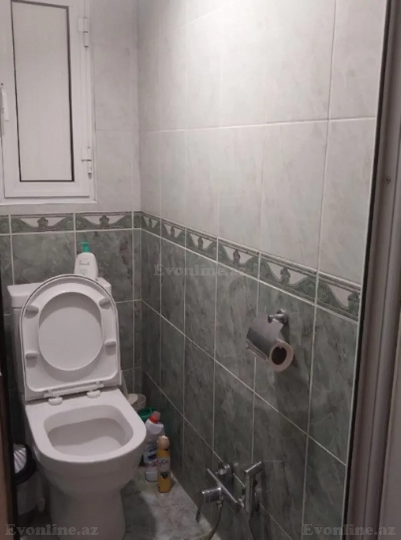 Satılır 2 otaqlı Mənzil Köhnə tikili 65 m² 8-ci mikrorayon - şəkil 17