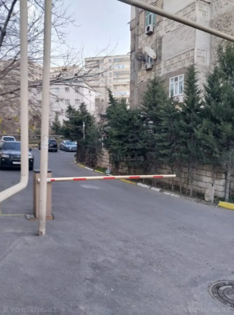 Satılır 2 otaqlı Mənzil Köhnə tikili 65 m² 8-ci mikrorayon - şəkil 19