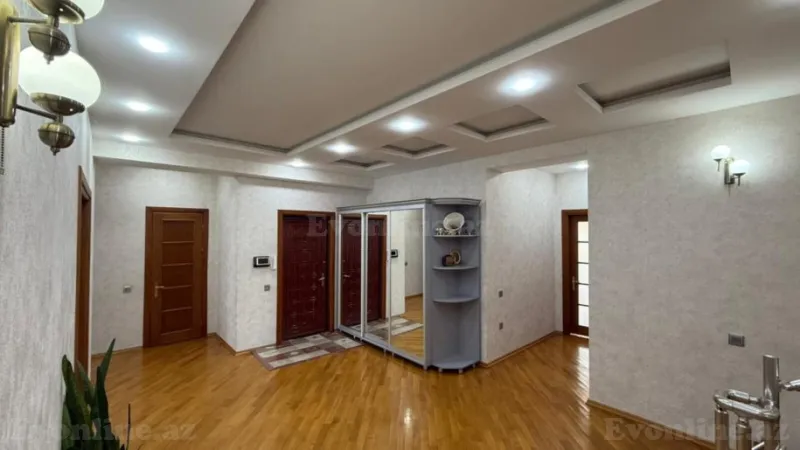 Satılır 4 otaqlı Mənzil Yeni tikili 260 m² Nəriman Nərimanov m. - şəkil 5