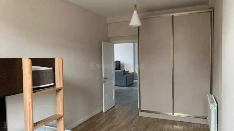 Kirayə verilir 3 otaqlı Mənzil Yeni tikili 100 m² Səbail r. - şəkil 4