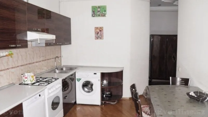 Kirayə verilir 2 otaqlı Mənzil Köhnə tikili 60 m² Sahil m. - şəkil 7