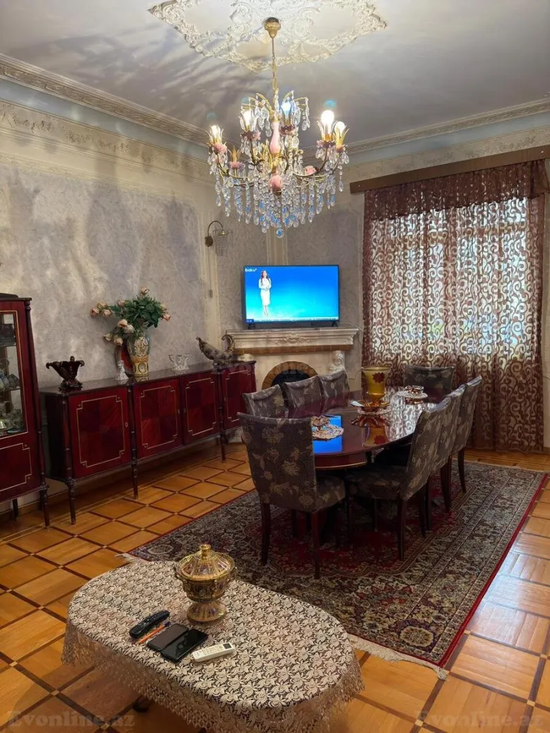 Satılır 4 otaqlı Mənzil Köhnə tikili 120 m² Nəsimi r. - şəkil 2