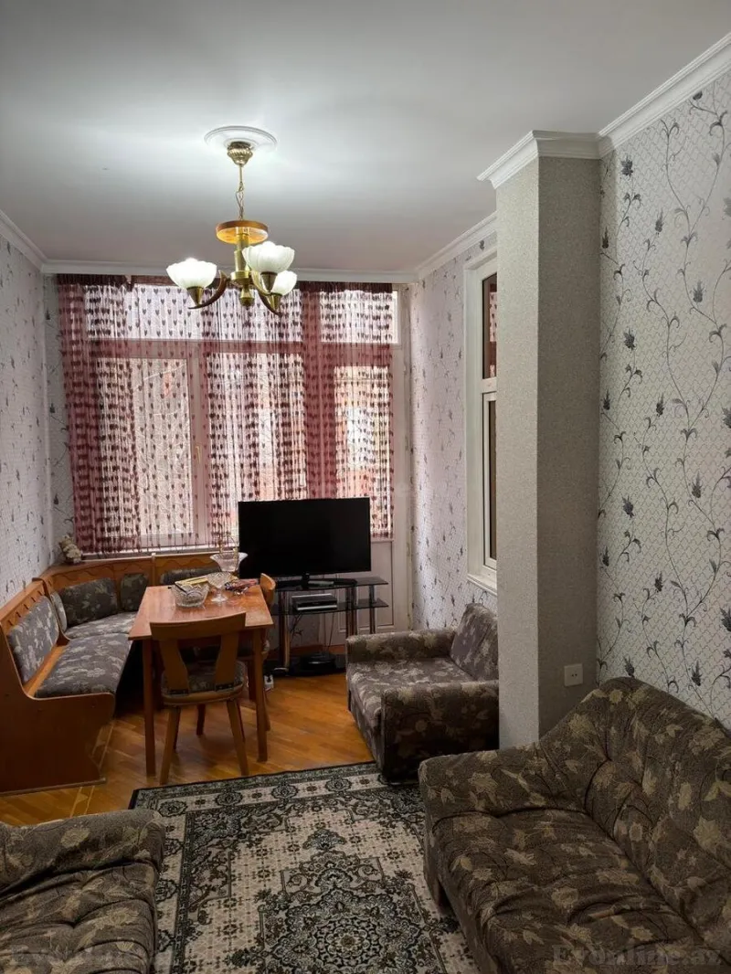 Satılır 4 otaqlı Mənzil Köhnə tikili 120 m² Nəsimi r. - şəkil 12