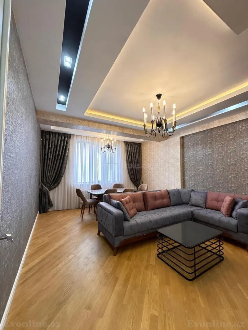 Bakı, Yasamal r., Elmlər Akademiyası m.da 2 otaqlı mənzil satılır