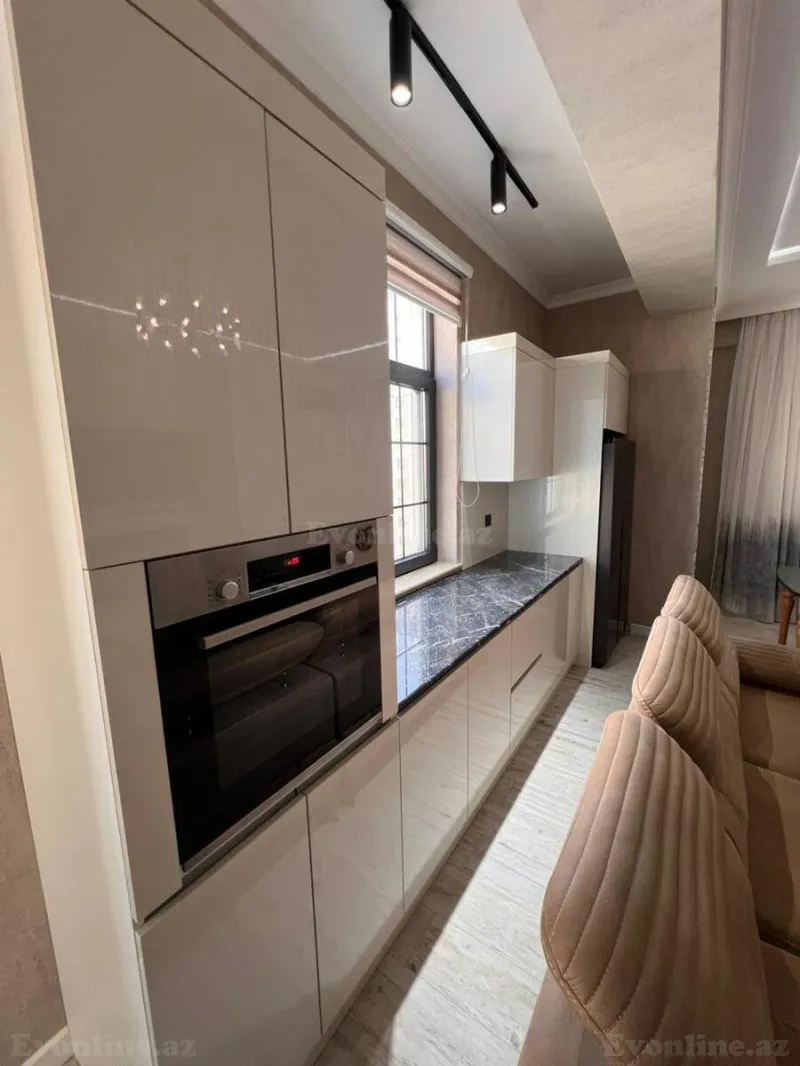 Satılır 3 otaqlı Mənzil Yeni tikili 95 m² Elmlər Akademiyası m. - şəkil 8