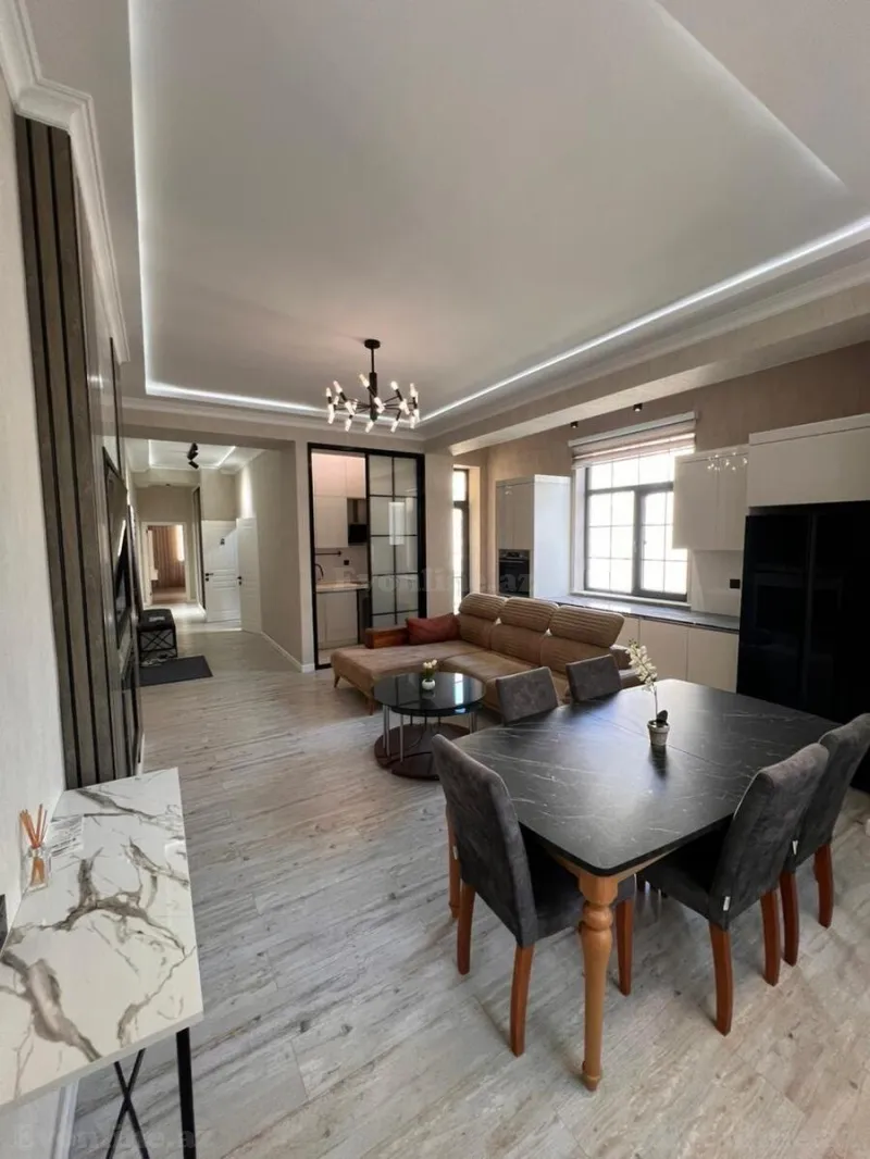 Satılır 3 otaqlı Mənzil Yeni tikili 95 m² Elmlər Akademiyası m. - şəkil 9