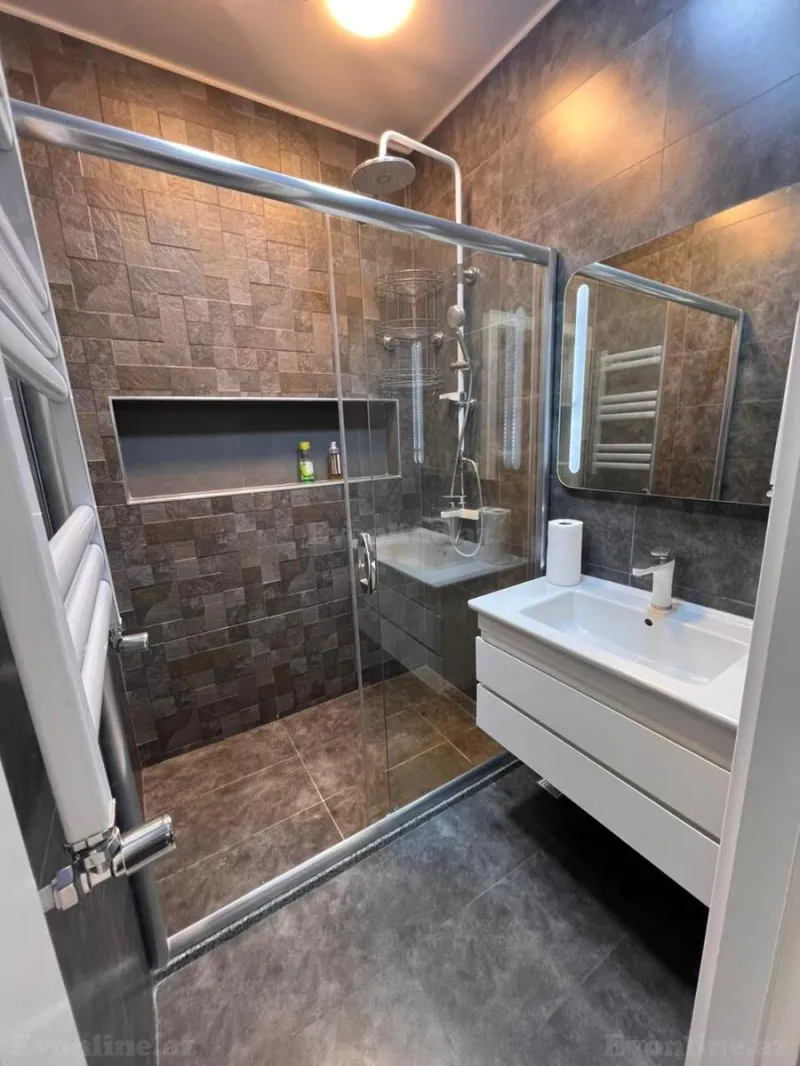 Satılır 3 otaqlı Mənzil Yeni tikili 95 m² Elmlər Akademiyası m. - şəkil 15