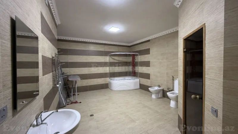 Satılır 5 otaqlı Mənzil Yeni tikili 340 m² 28 May m. - şəkil 23