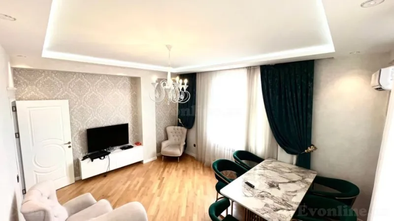 Kirayə verilir 2 otaqlı Mənzil Yeni tikili 75 m² 7-ci mikrorayon