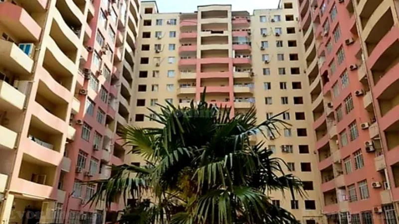 2 otaqlı Mənzil 94 m² 8 Noyabr m. Kirayə verilir