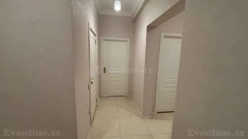 Kirayə verilir 2 otaqlı Mənzil Yeni tikili 70 m² Saray - şəkil 14