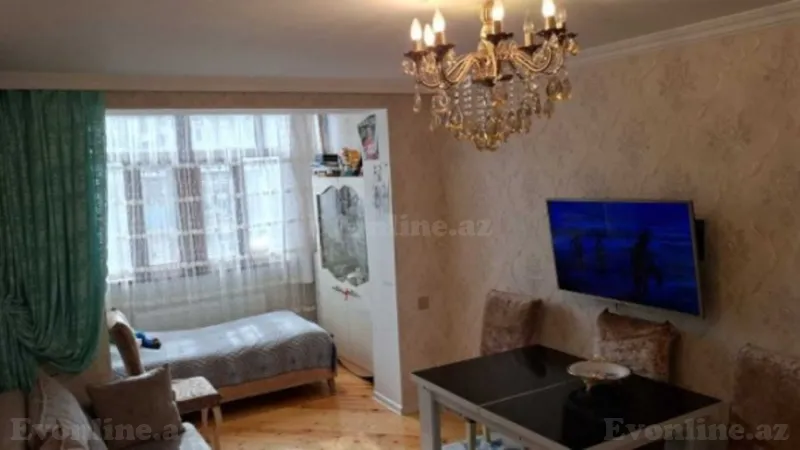 Satılır 2 otaqlı Mənzil Köhnə tikili 50 m² 7-ci mikrorayon - şəkil 3