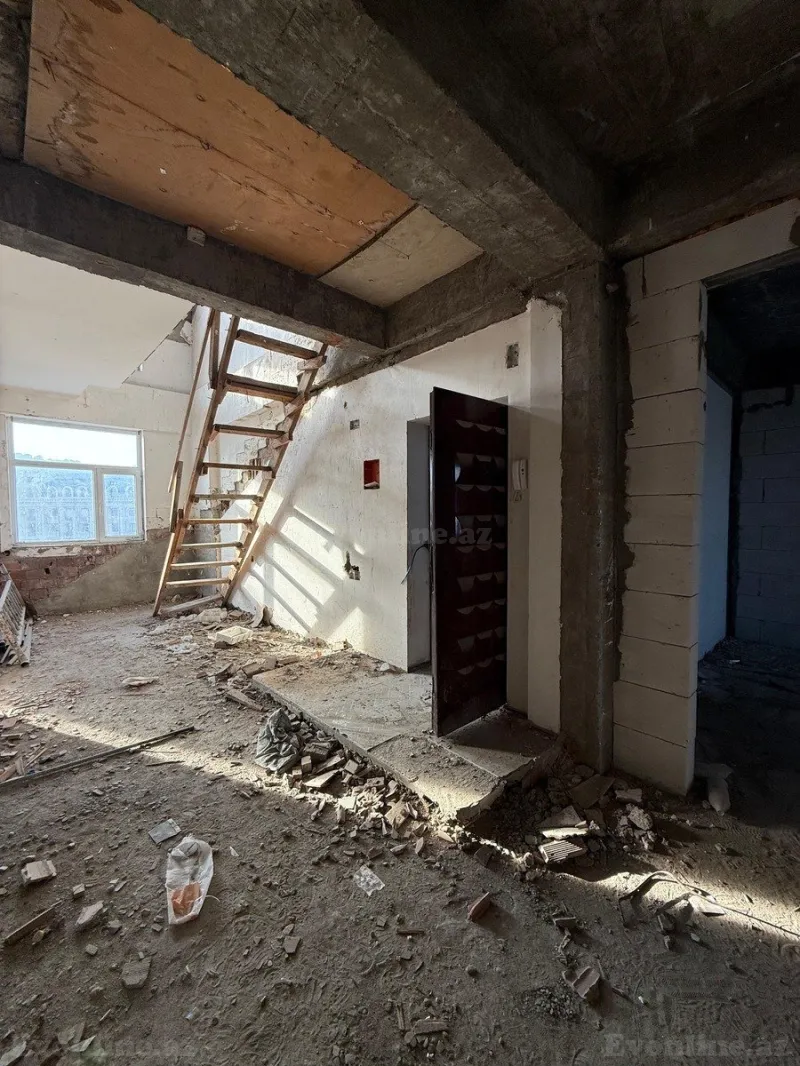 Satılır 8 otaqlı Mənzil Yeni tikili 228 m² Bayıl - şəkil 8